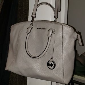 Michael kors large satchel and matching wallet